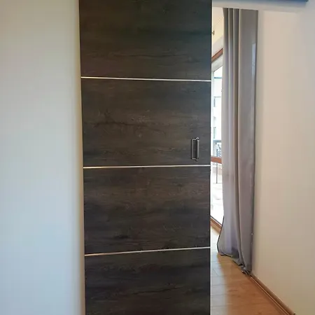 Golden Astoria Appartement *
